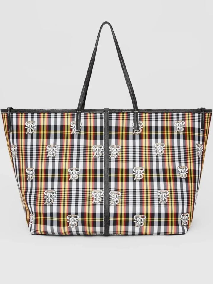 乡村爱情故事出了多少部,乡村爱情故事新版盲盒