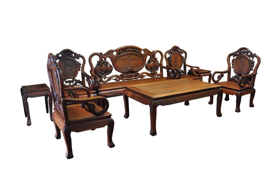 目前买红木家具怎样不踩坑,红木白菜价