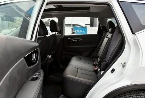 奇骏2.0舒适版优缺点,日产奇骏2.0舒适2010款