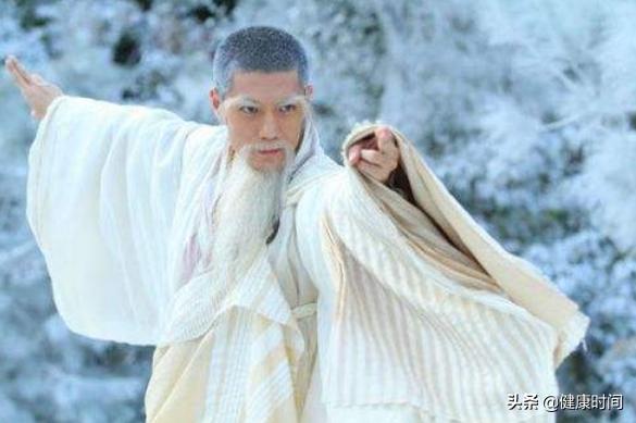 为什么一阳指恰好是蛤蟆功的克星，背后隐藏着金庸精妙的易经智慧