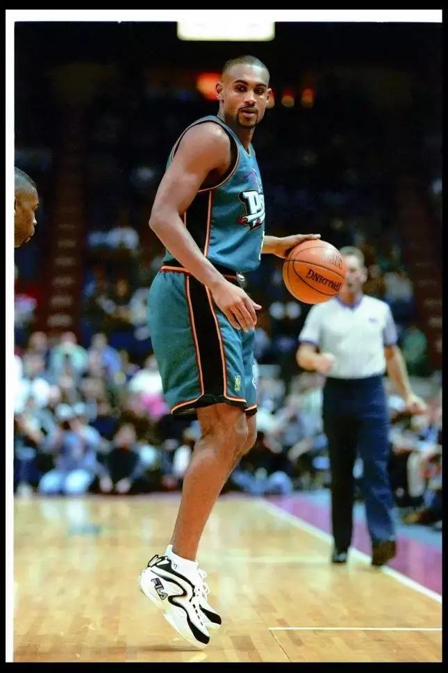 fila斐乐被谁收购了,斐乐fila是哪个公司