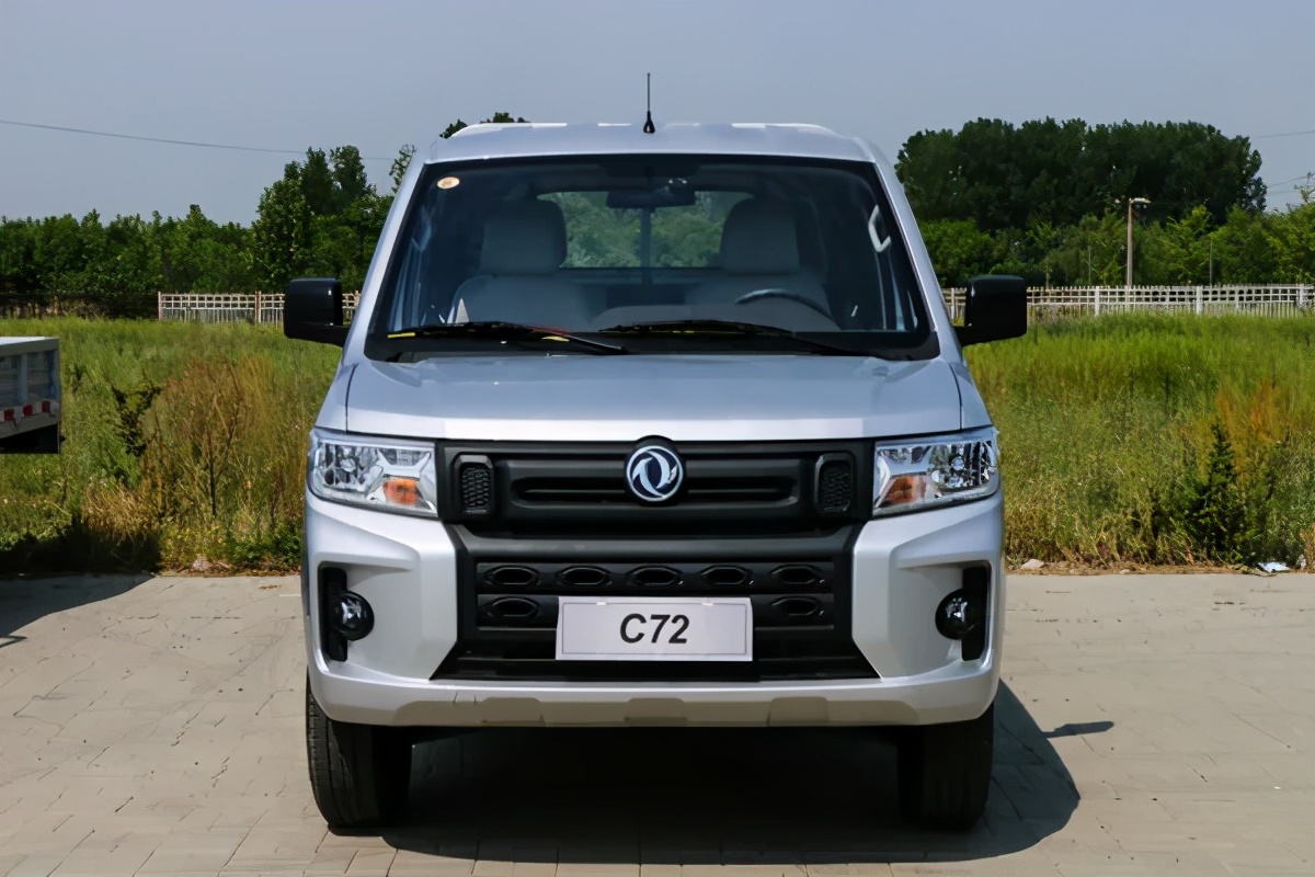 实拍东风小康C71/C72，这款车究竟“超牛”在哪里｜卡车之友网