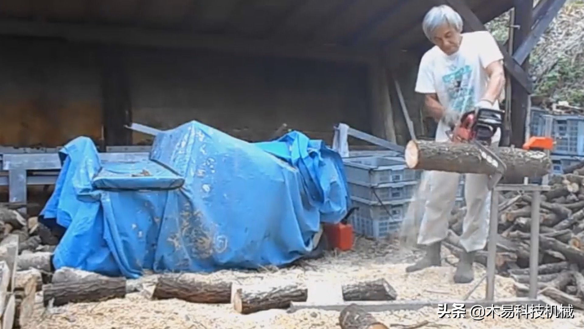 最简单的锯木神器,自制锯木神器辅助工具