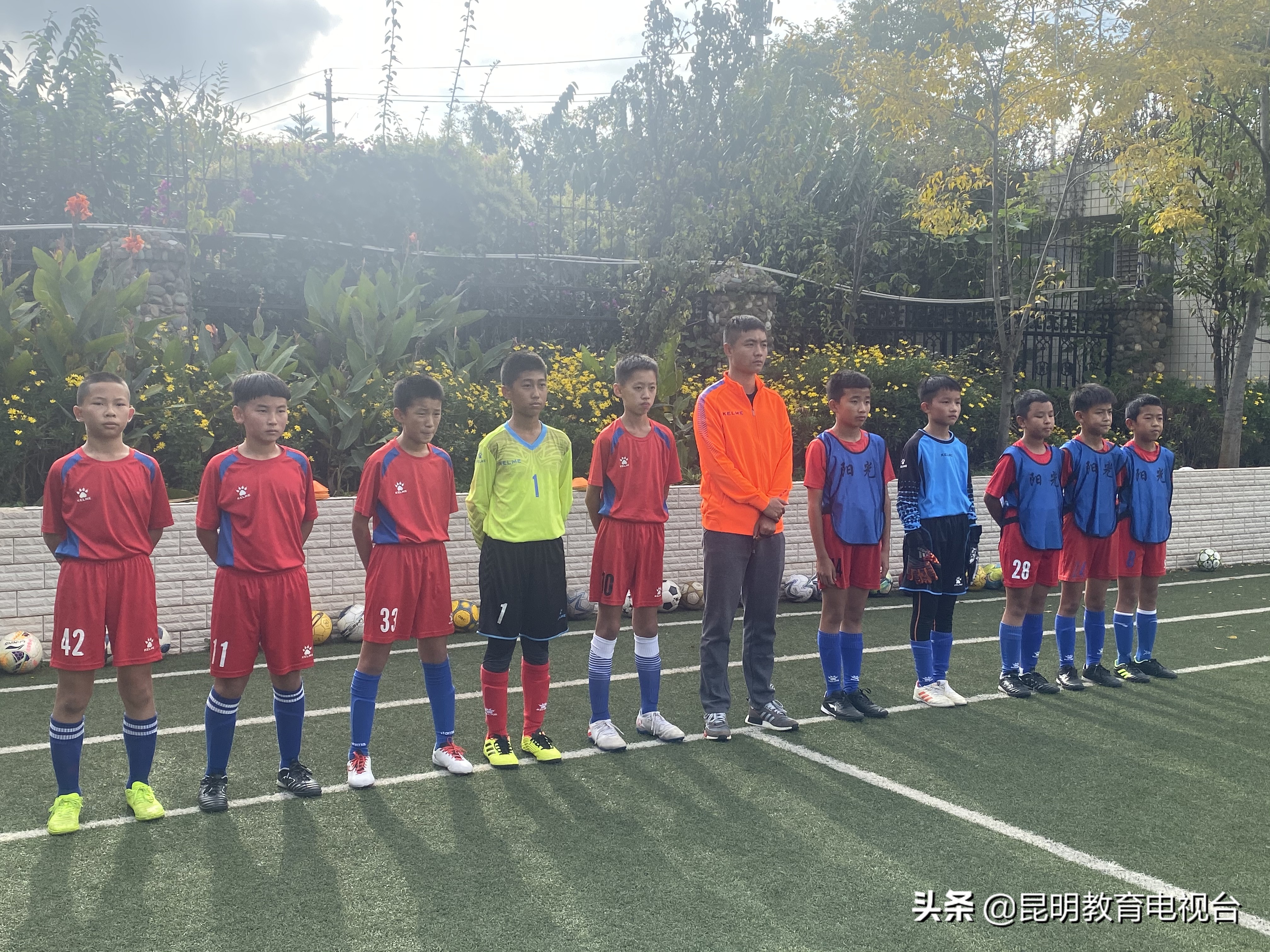 赞！西山区阳光小学打造足球特色校园