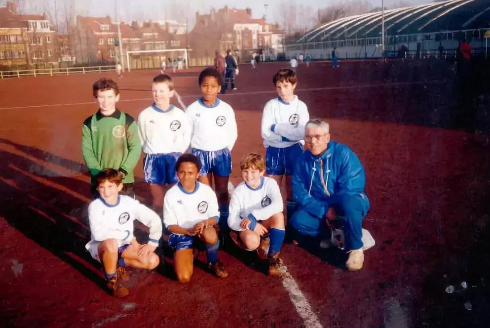 非洲刘德华宣布退役，3件事带你了解蓝军传奇！