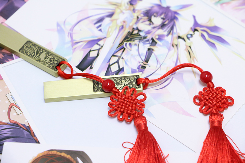 古铜外观搭龙凤雕纹，高速传输带中国结，台电龙凤呈祥U盘会玩