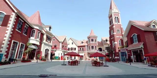 英伦风情小镇旅游推荐,游玩欧式风格小镇