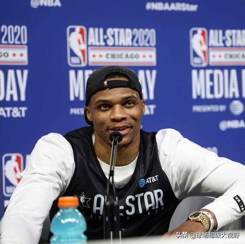 火箭打疯了,火箭大规模交易全队重塑球队未来