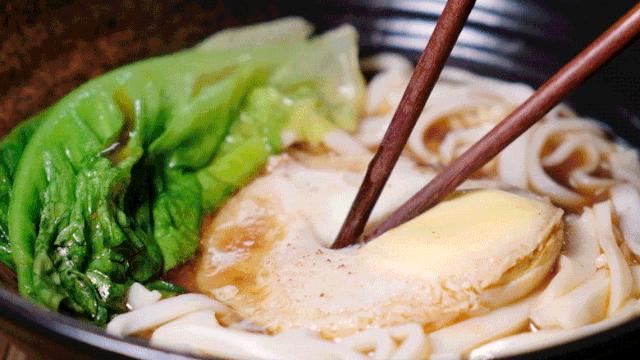 正宗嗦粉教程,怎么一元点螺蛳粉外卖