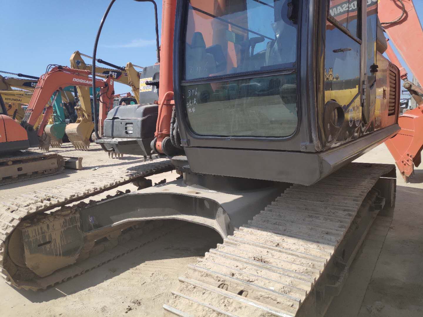 日立240-3g挖机,日立120挖机2万小时使用报告