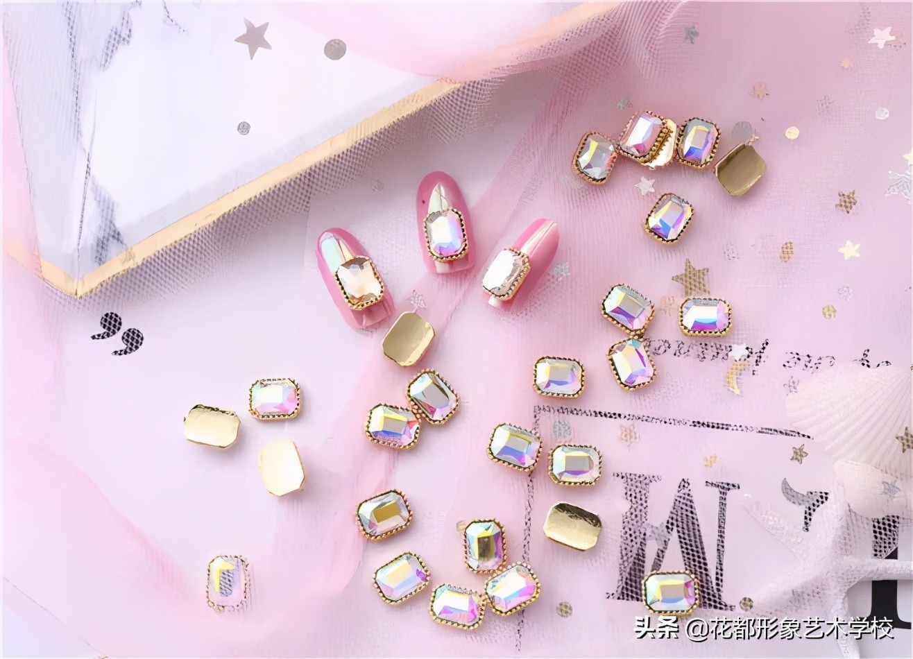 没经验怎么开美容院,没有技术怎样开美甲店