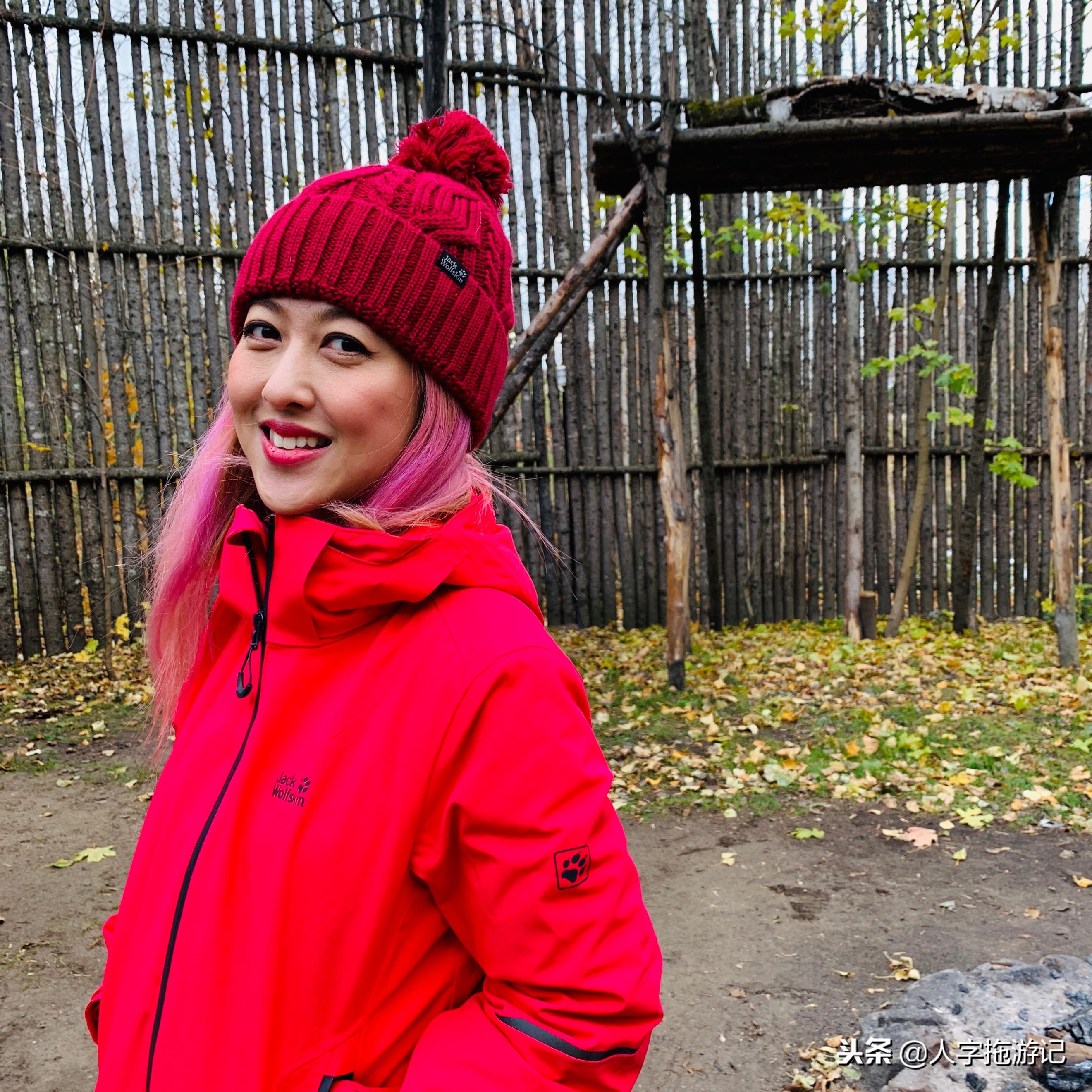 冬日极客，加拿大Wendake穿着狼爪去狼族