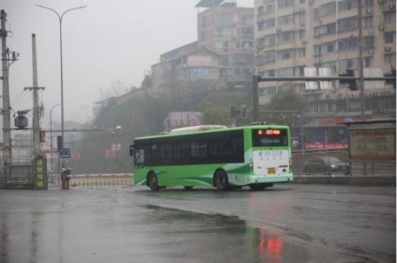 聚力抗击疫情党员突击队在行动,凝聚党员力量打赢防疫攻坚战