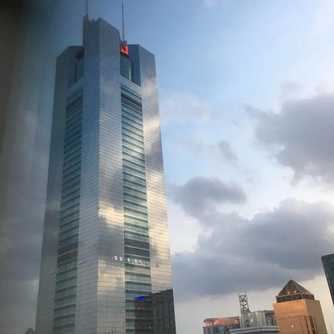 广州曾经第一高楼中信大厦还在吗,曾经广州第一高楼中信