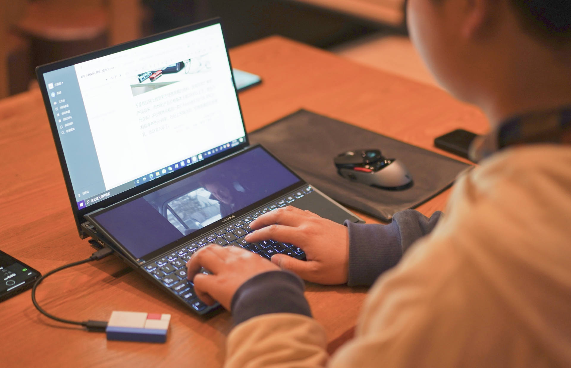 华硕灵耀x双屏笔记本到底怎么用,华硕灵耀x双屏笔记本评测