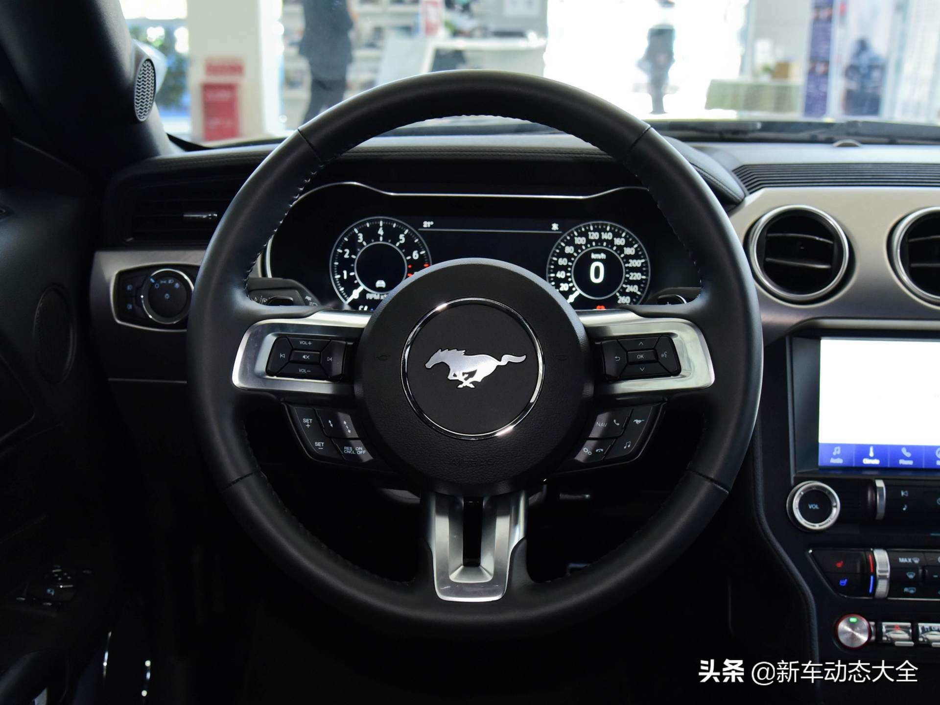 入门级便宜跑车,入门跑车推荐1万左右