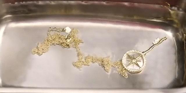 可以随身携带的“声波盒”，超声波透析技术，污渍通透“震”出来