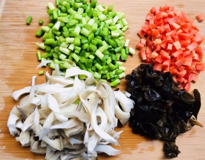 剪刀面用不用醒面,剪刀面是用开水和面吗