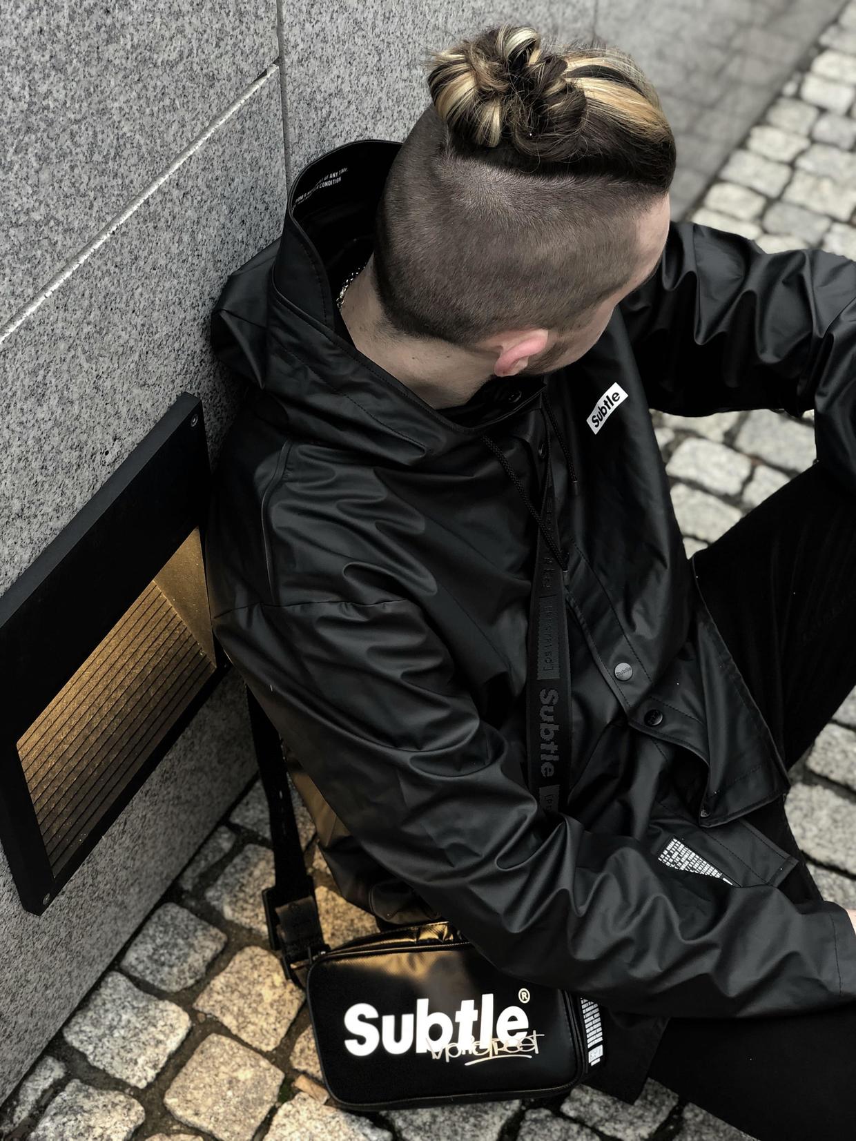 出色的穿搭,李斯丹妮同款subtle斜挎包