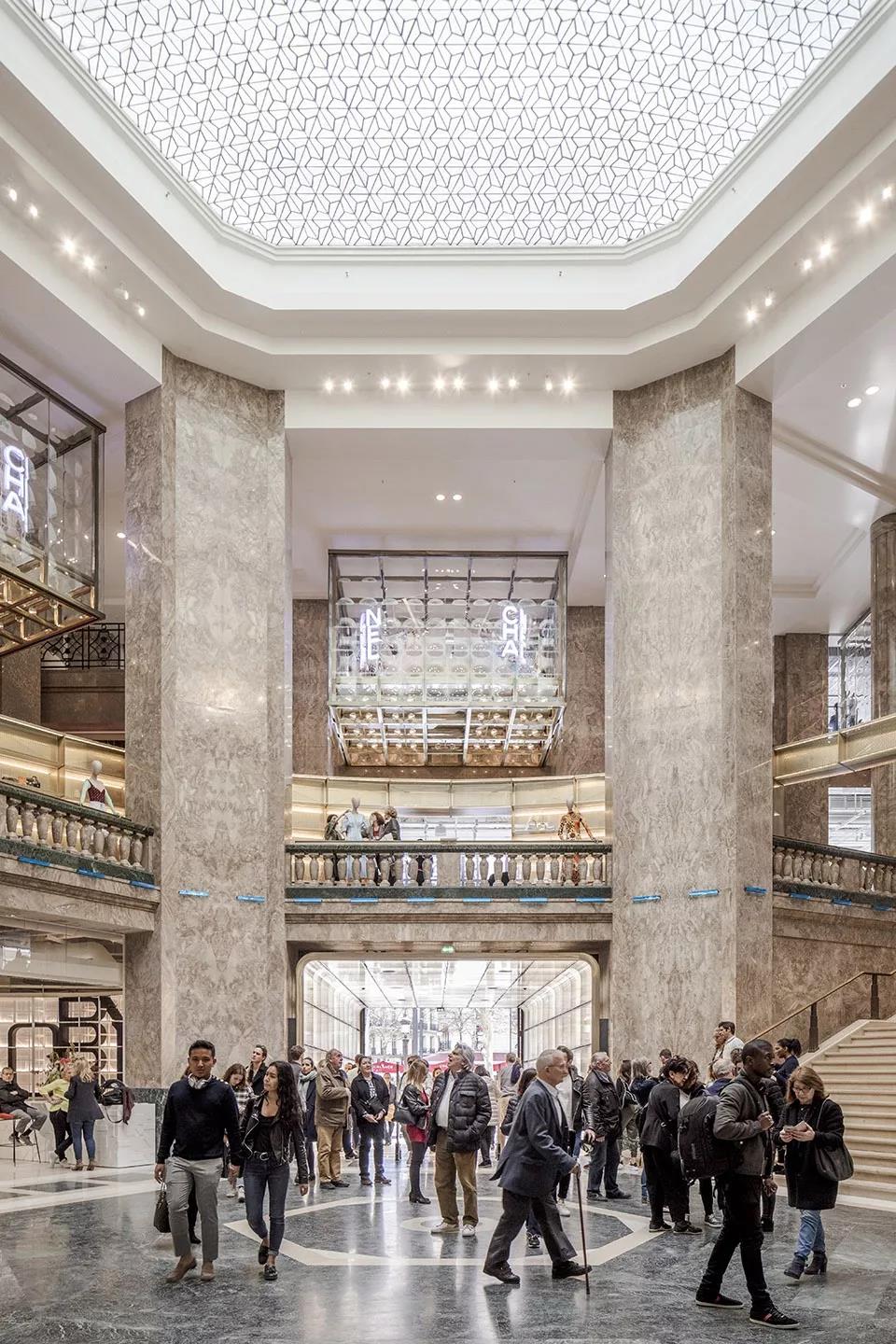 一个艺术兼商业的多维日常空间,商业与艺术结合的设计