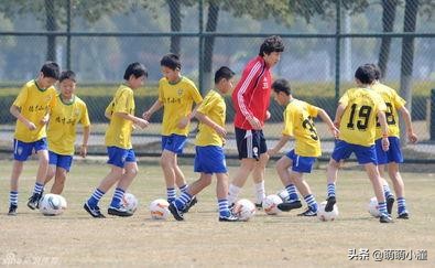 贺晓龙足协视频,国足名记贺晓龙发长文批评国足