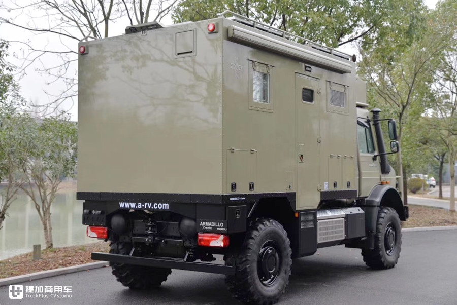 乌尼莫克和阿莫迪罗房车哪个大,阿莫迪罗乌尼莫克u5000房车