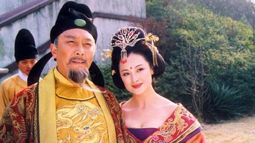 长恨歌的经典名句及其解析,长恨歌真的只是写爱情的么