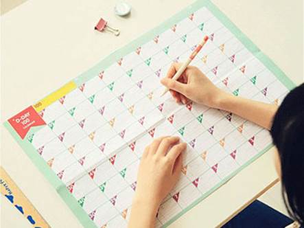 小孩做作业磨蹭注意力不集中,孩子作业磨蹭怎么提高专注力