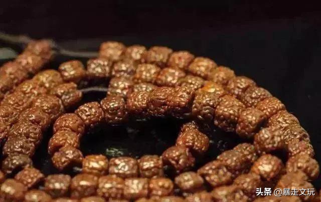 金刚菩提手串弄上84消毒液发黑,金刚菩提手串发黑了怎样清洗