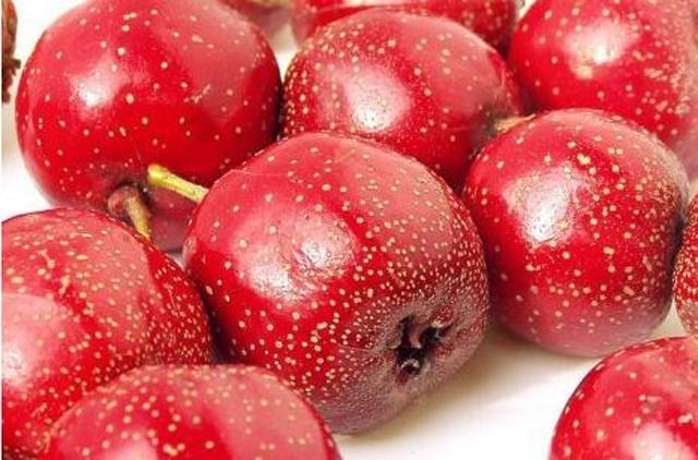 宝宝吃多了积食怎样推拿消食,过年了孩子积食了如何处理