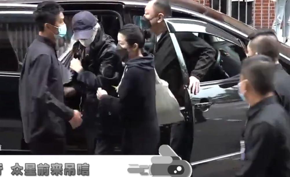 周星驰现场吊唁吴孟达,周星驰现场悼念吴孟达细节曝光