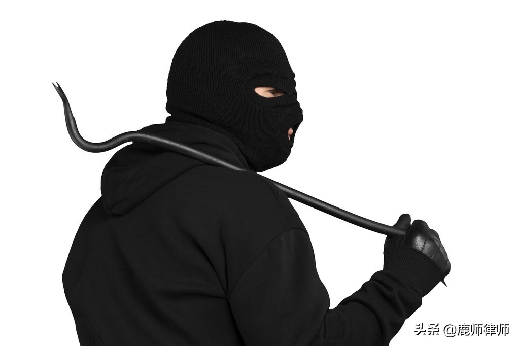 小偷撬门受伤反告房主,小偷撬门被打