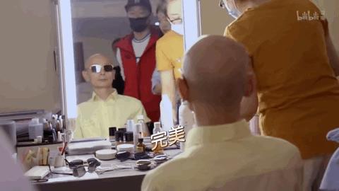 64岁葛优，网传有个3岁的儿子？揭秘葛优的“风流”和“豪横”…