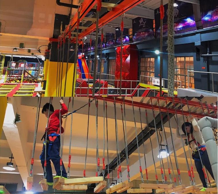 暑假好玩的地方北京市蹦床公园,假期就要放肆嗨动感地带