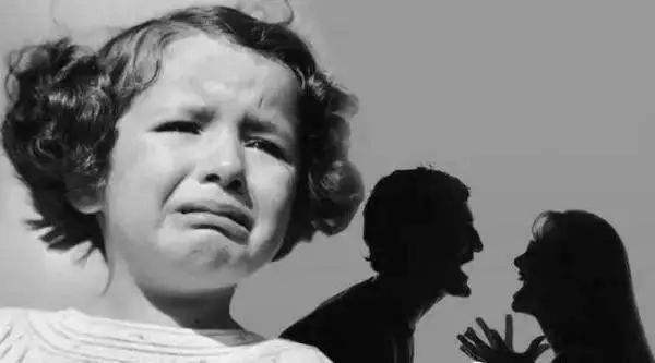 被父母撕裂灵魂的女孩「美龄老师」