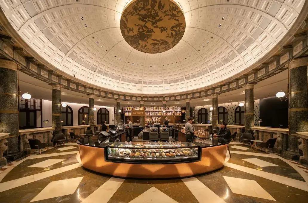 大牌为何喜欢抄小众品牌,大牌为什么喜欢黑白