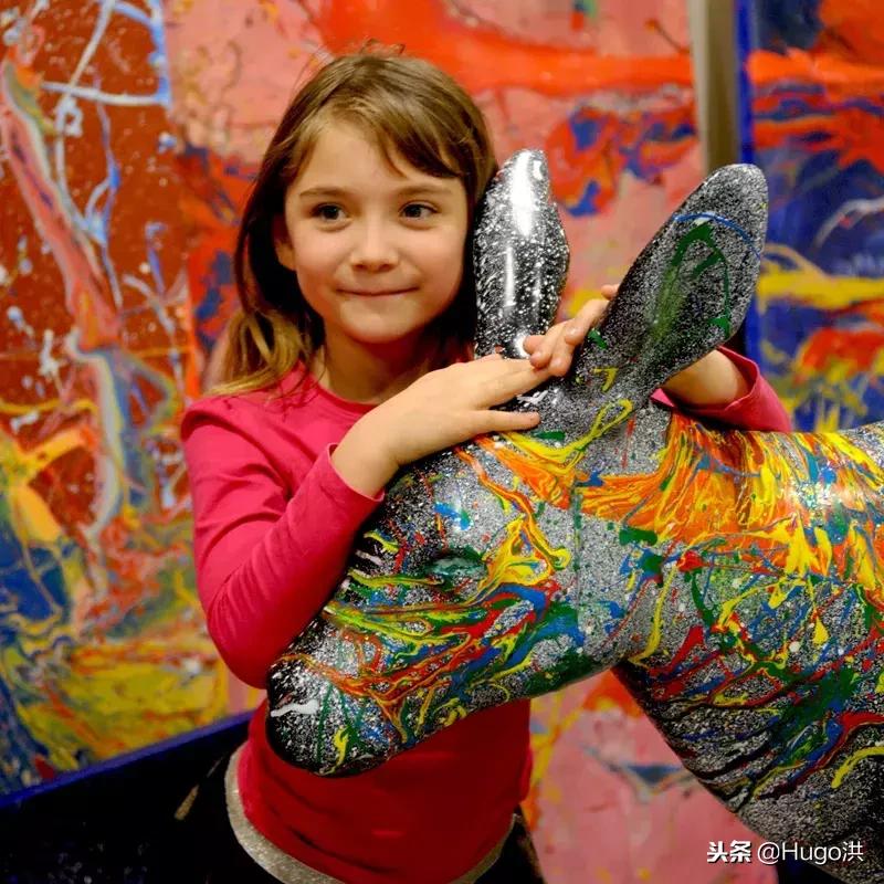 父母“纵容”的熊孩子成为了2岁的女版“毕加索”，作品卖出百万