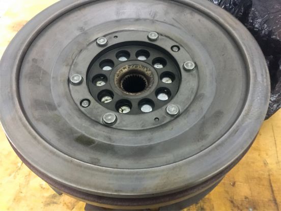 自动挡变速箱脚垫坏了有什么症状,自动挡变速箱齿轮坏了维修多少钱