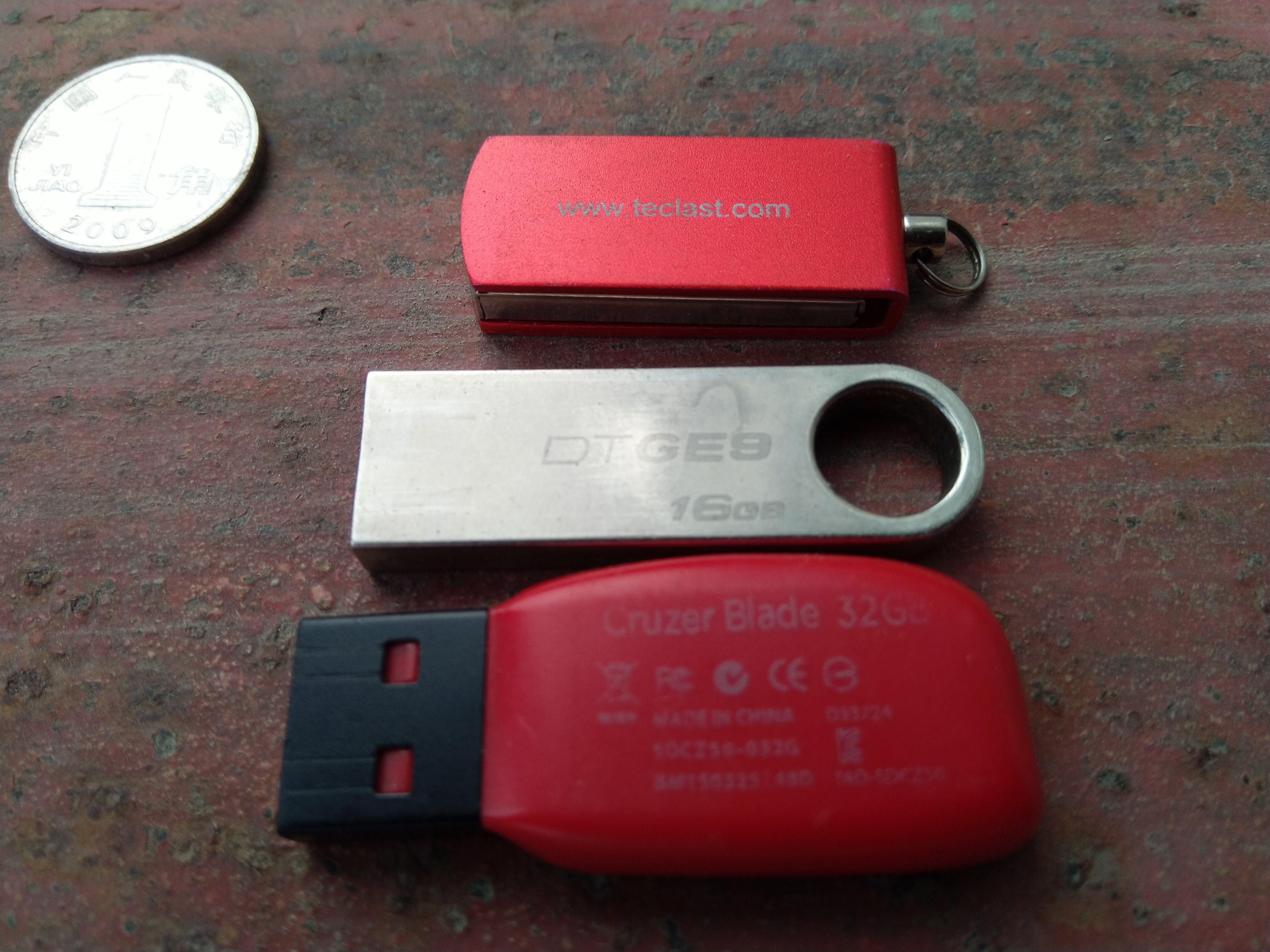 怎么辨别u盘的好与坏真假,怎么看真假u盘的区别