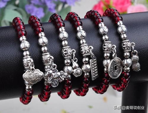 现在冬季摆地摊卖什么产品最赚钱,冬季摆地摊什么产品比较好卖