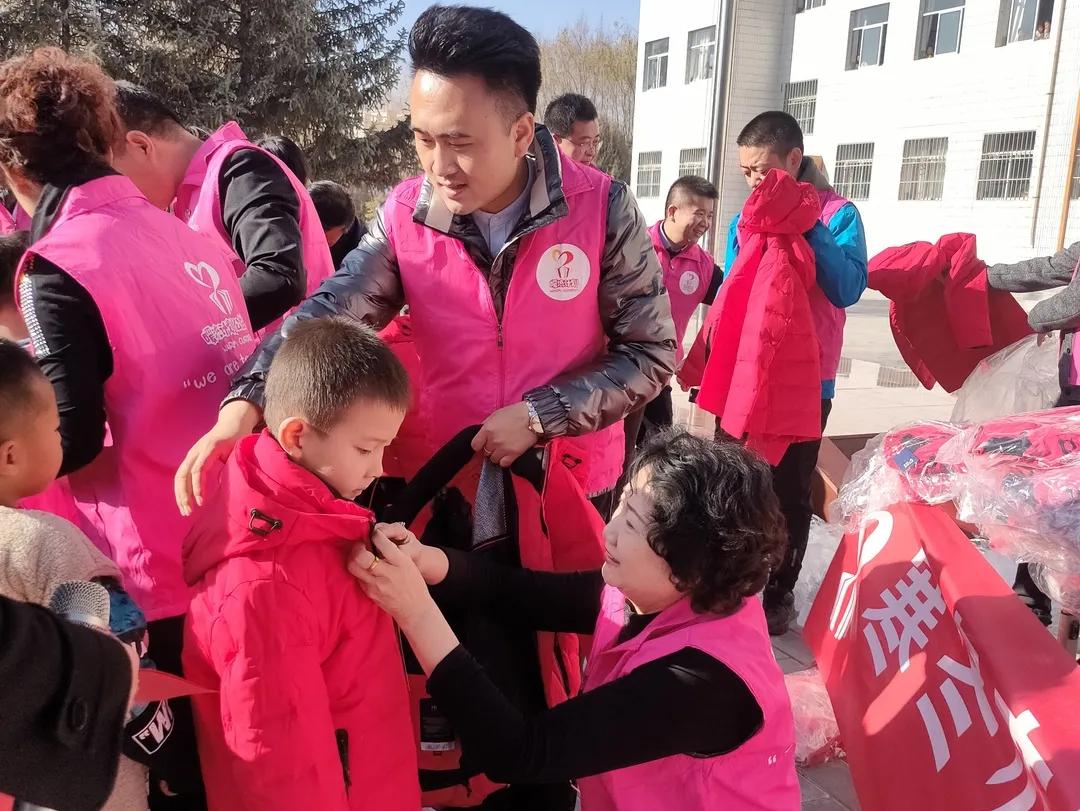 “多一克温暖”第七次起航（一）