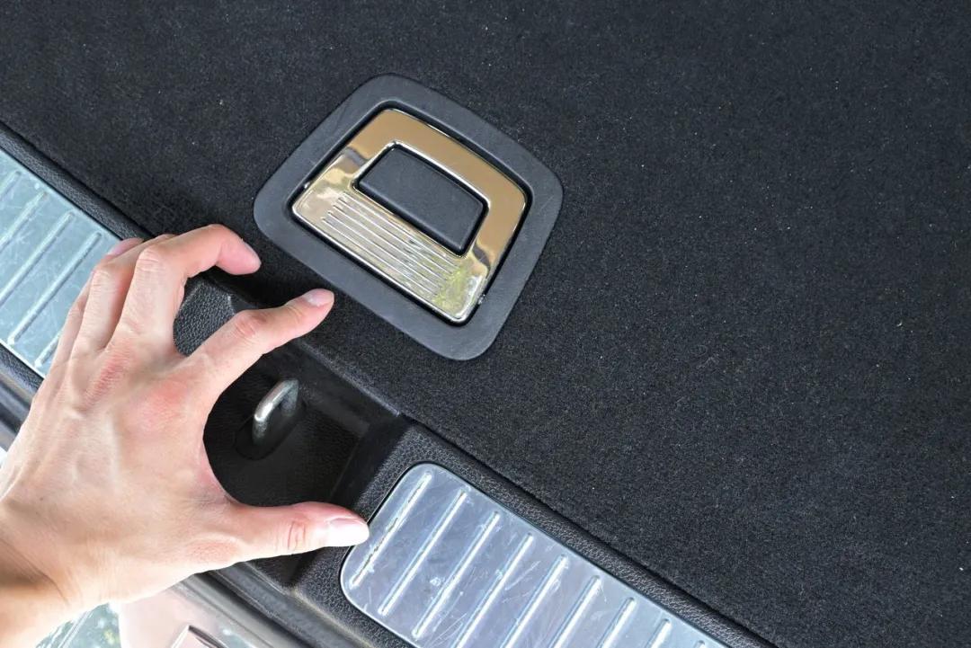 二手奔驰glk300值得买吗,十万左右二手suv奔驰glk300