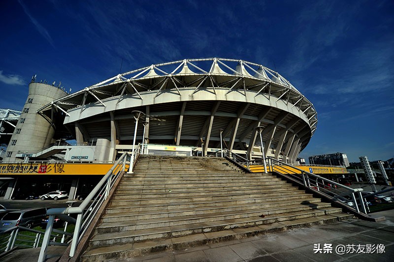 湖北武汉体育场,武汉体育中心馆