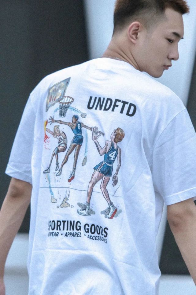 秘！陈冠希和神秘大佬一起拍的Vlog视频，深扒一下，手慢无