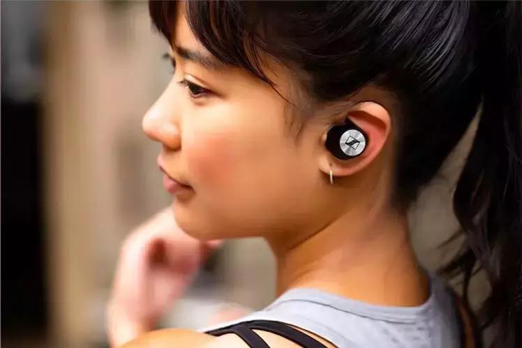 圣诞节怎么哄女友开心,圣诞节跟女友怎么过才开心