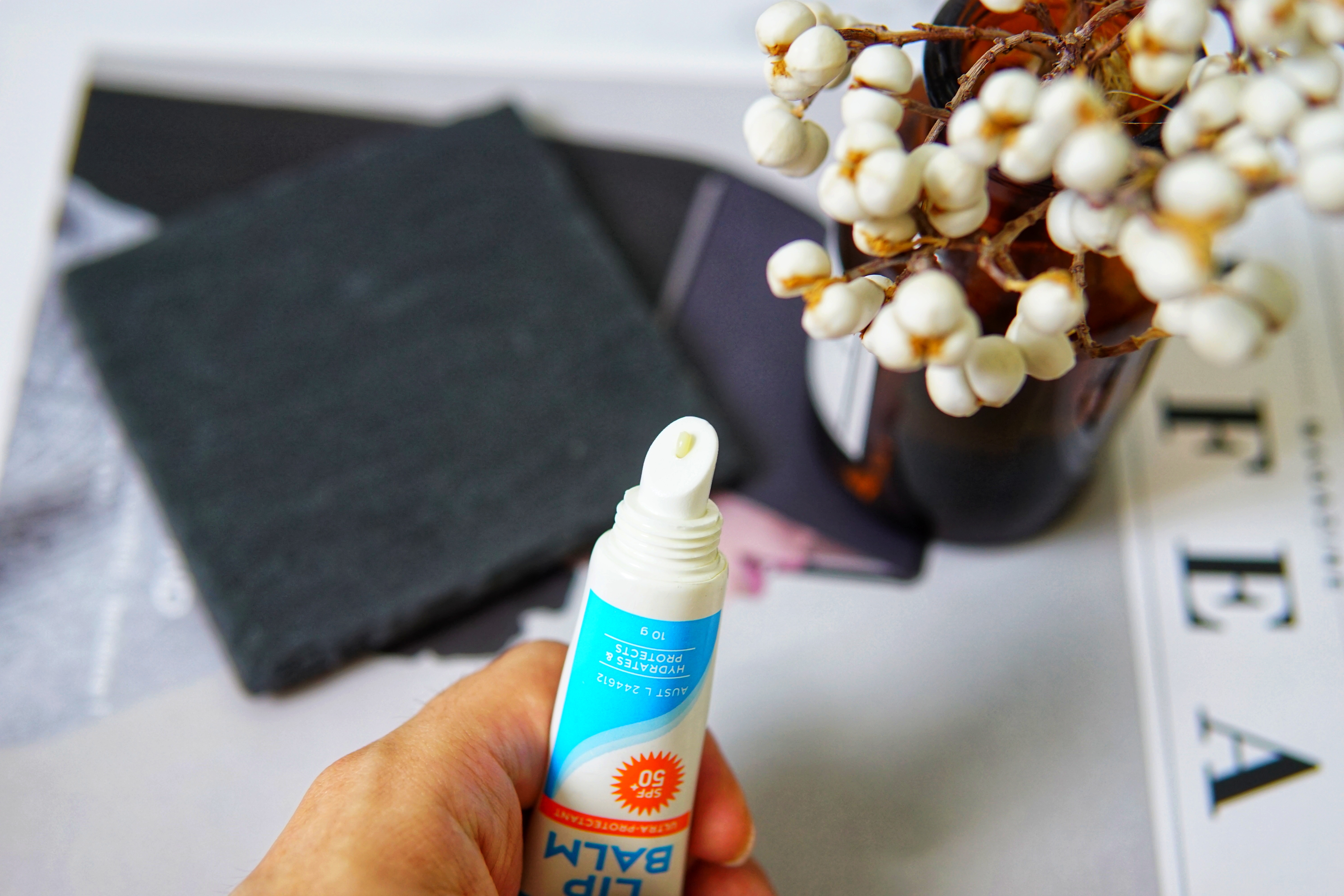 滋润养唇护唇膏推荐,唇部护理嘟嘟护唇膏