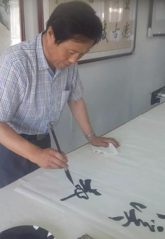 书画装裱，字画定制，尽在翰墨轩工作室