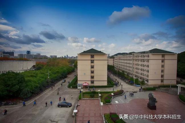 从创业十几人到市值几百亿,25岁小伙在学校创业成功案例