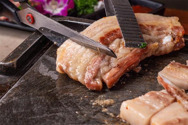 韩国人必吃烤牛肠,韩国排名第一的烤牛肠