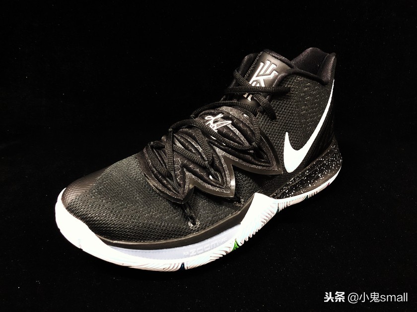 篮球鞋测评kyrie5,nikekyrie5实战测评